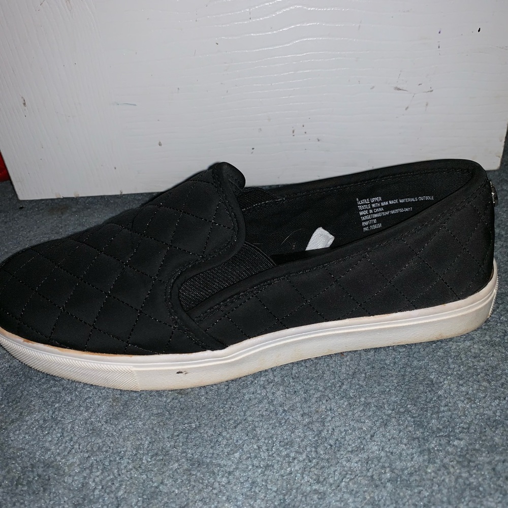 Dress shoe